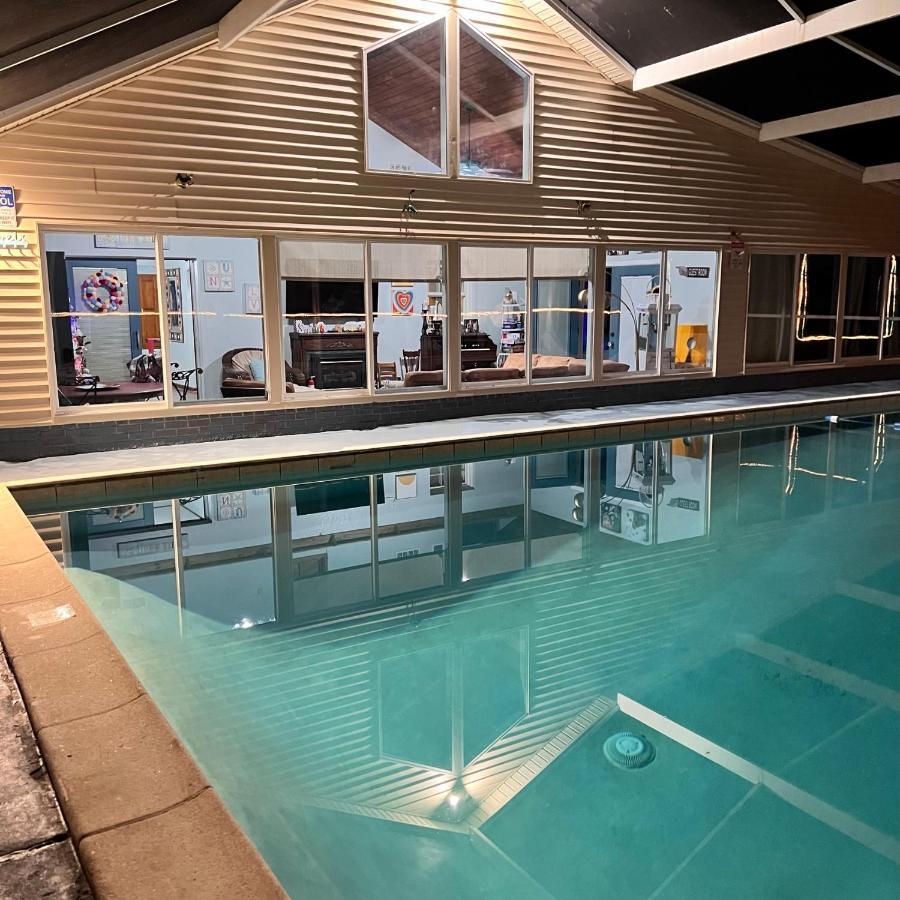 Groups-Hot Tub -Pool- Private-4 Baths Villa Tallahassee Esterno foto